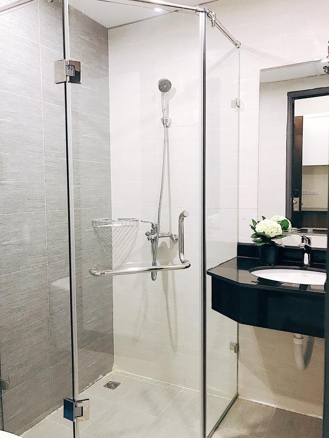 V House 6 Serviced Apartment Hanoi Esterno foto