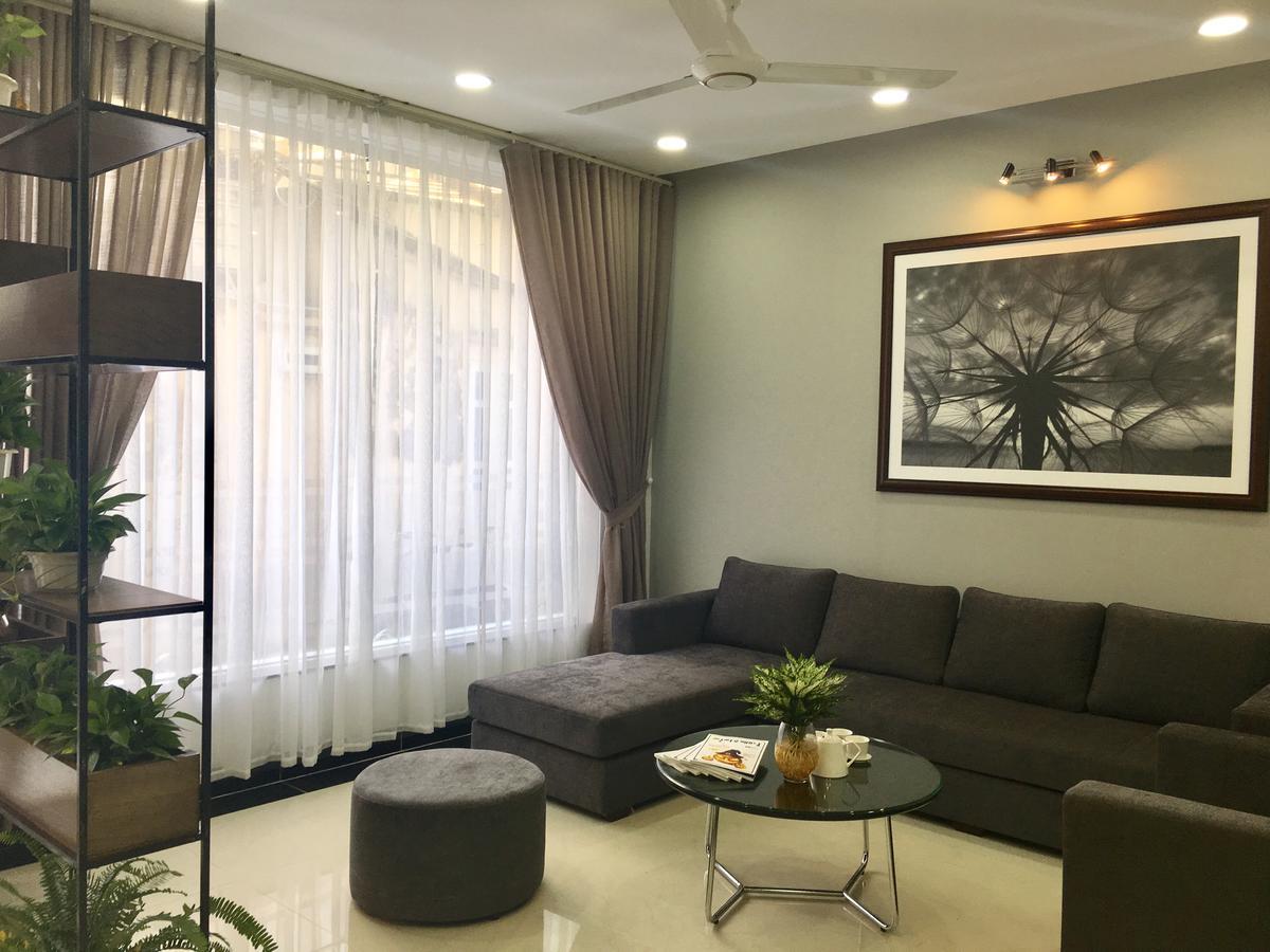 V House 6 Serviced Apartment Hanoi Esterno foto